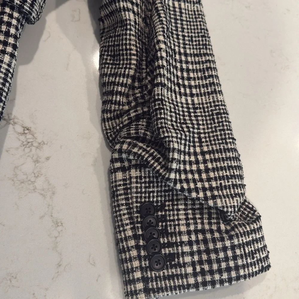 Veronica Beard black & white jacket/ blazer. Gorgeous. Worn 2x. - Picture 9 of 12